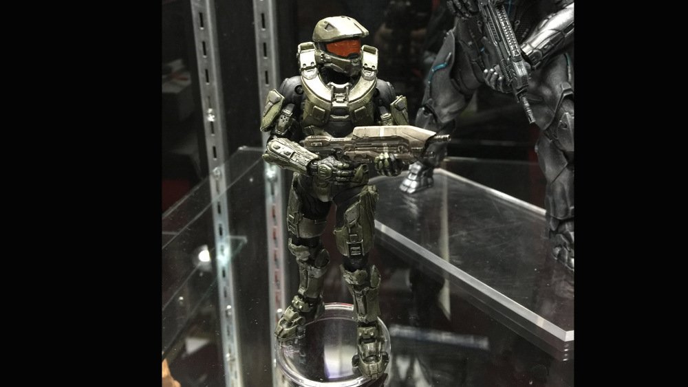 mcfarlane-toy_s-halo-5-guardians-master-