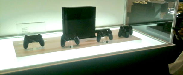 PS4-glasscase.png